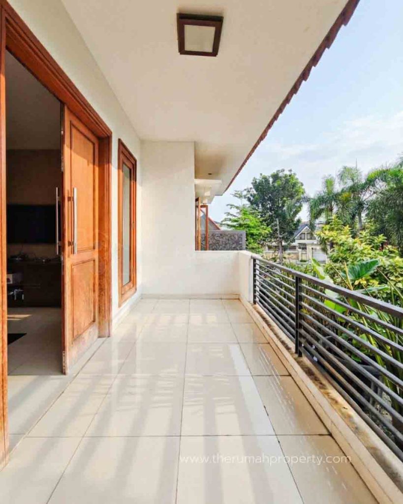 Rumah-Dijual-Bintaro-Sektor-1-Jakarta-Selatan-Dalam-Komplek-Ada-Kolam-Ikan-dan-Halaman-9