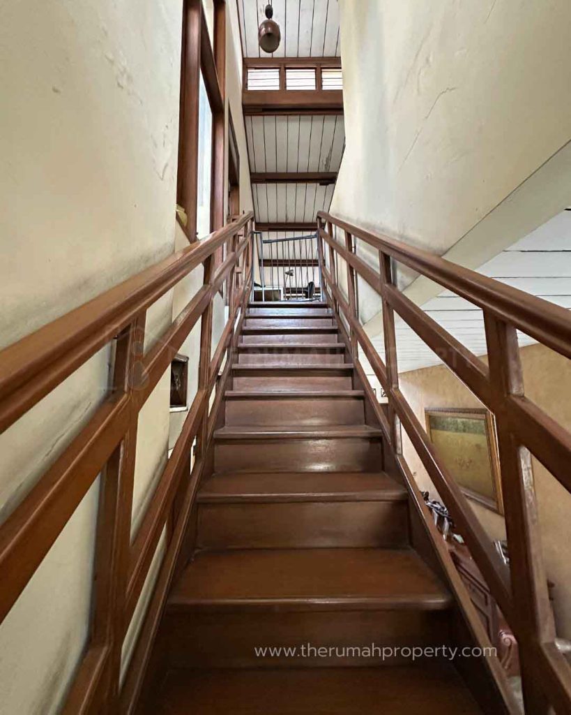 Rumah-Dijual-Dalam-Komplek-Lebak-Lestari-Lebak-Bulus-Jaksel-Tanah-225-Meter-11