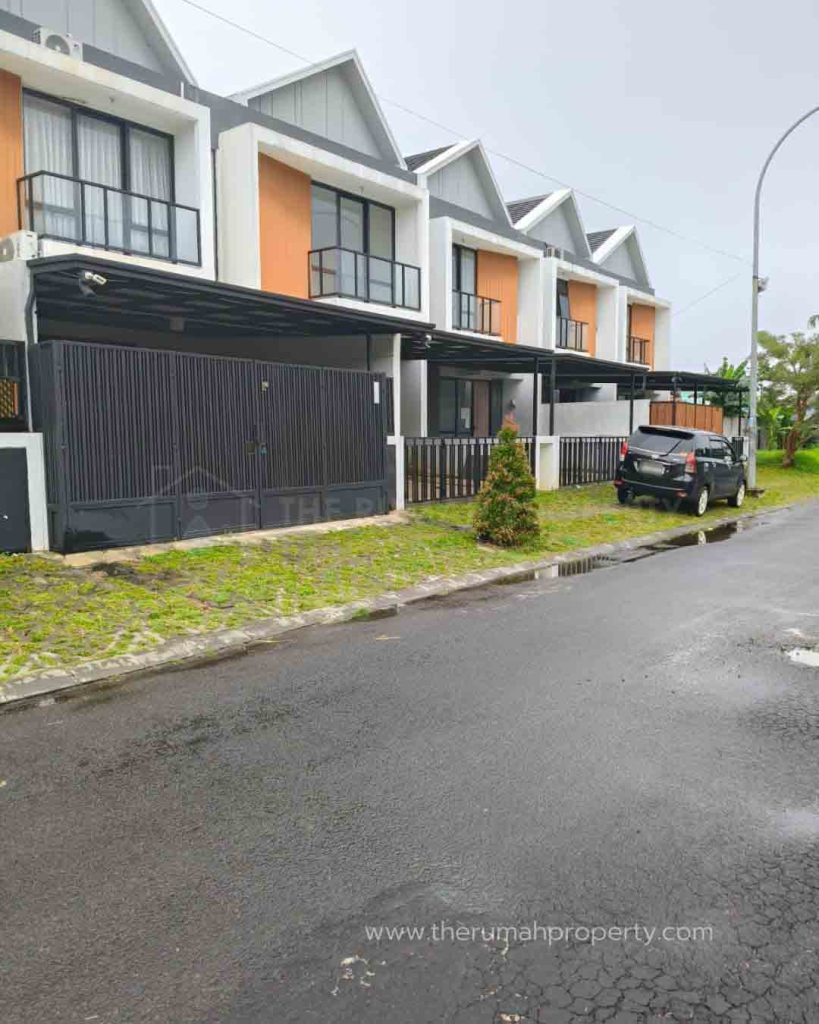 Rumah-Dijual-Dalam-Perumahan-Cluster-Serpong-Park-Lokasi-Depan-Taman-Komplek-1