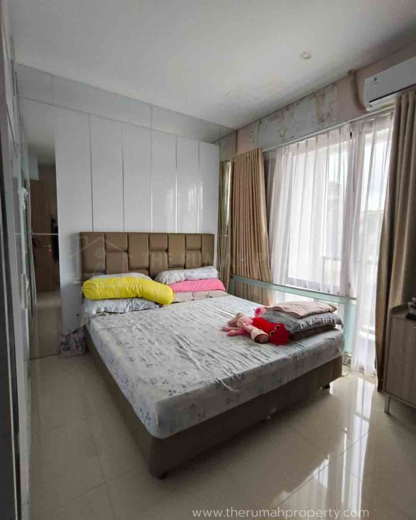 Rumah-Dijual-Dalam-Perumahan-Cluster-Serpong-Park-Lokasi-Depan-Taman-Komplek-7