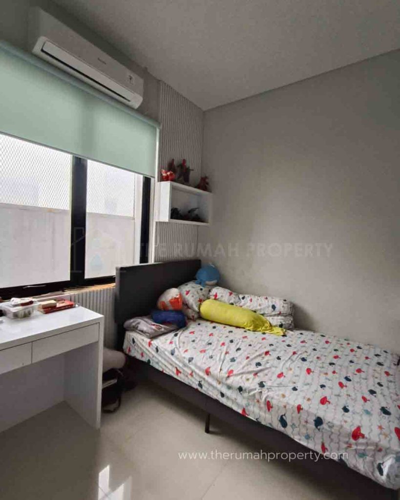 Rumah-Dijual-Dalam-Perumahan-Cluster-Serpong-Park-Lokasi-Depan-Taman-Komplek-8