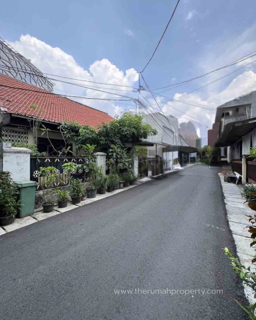 Rumah-Dijual-Hitung-Tanah-Setiabudi-Jakarta-Selatan-Lokasi-Premium-dan-Strategis-Tanah-402-Meter-2