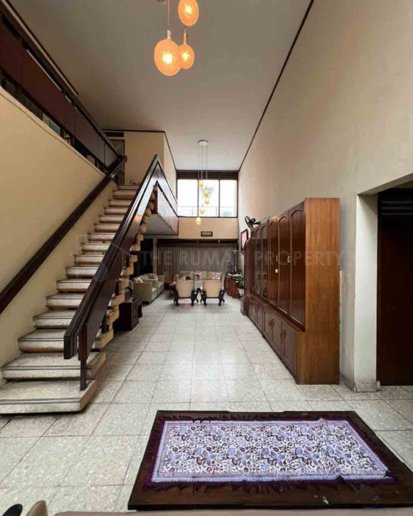Rumah-Dijual-Hitung-Tanah-Setiabudi-Jakarta-Selatan-Lokasi-Premium-dan-Strategis-Tanah-402-Meter-5