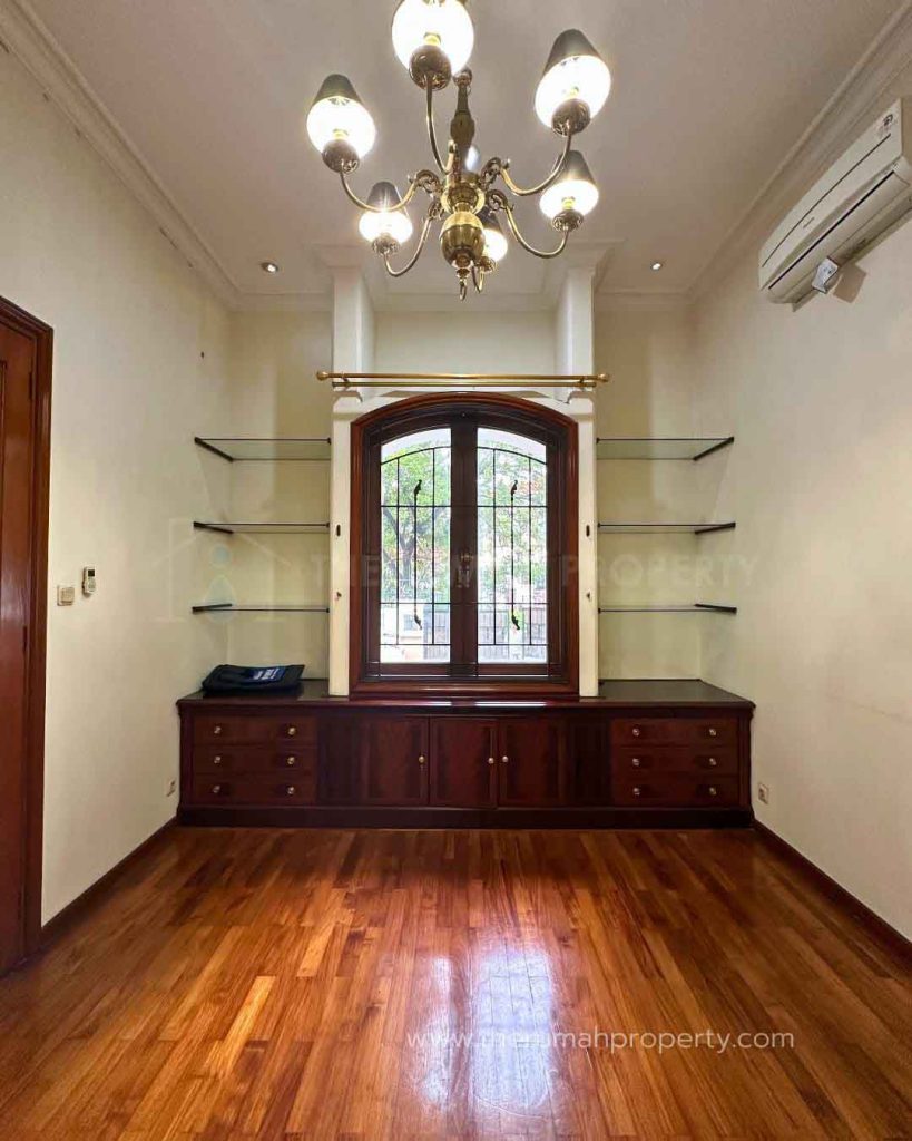 Rumah-Dijual-di-Brawijaya-Kebayoran-Baru-Jaksel-LT-494-Meter-10