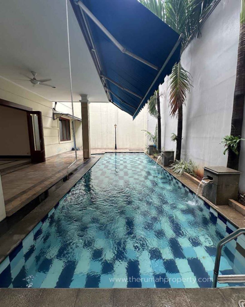 Rumah-Dijual-di-Brawijaya-Kebayoran-Baru-Jaksel-LT-494-Meter-4