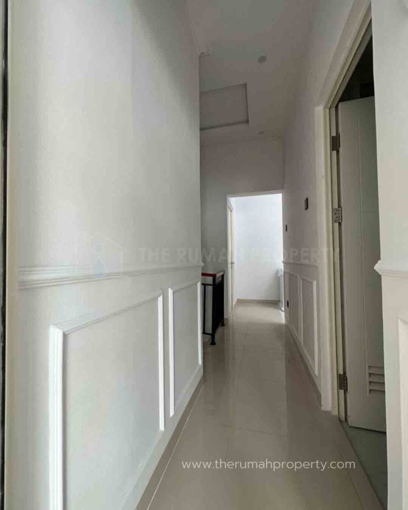 Rumah-Dijual-di-Grand-Wisata-Cluster-Monte-Torena-2-Lantai-Hadap-Utara-5