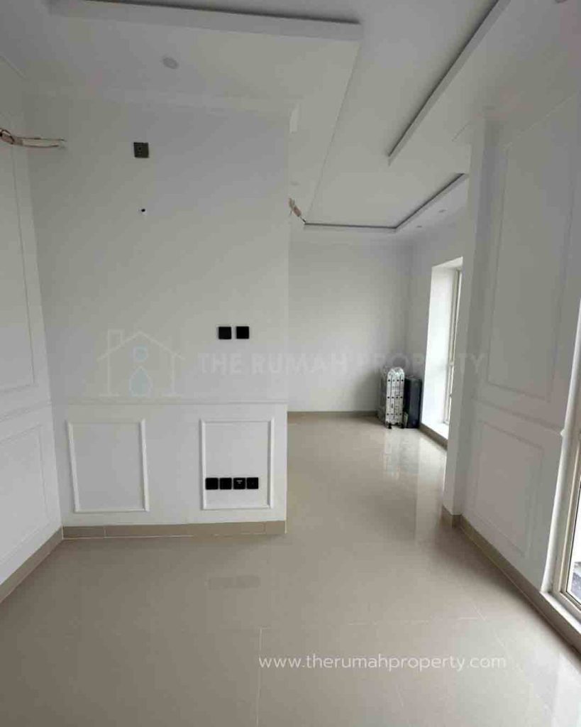 Rumah-Dijual-di-Grand-Wisata-Cluster-Monte-Torena-2-Lantai-Hadap-Utara-9