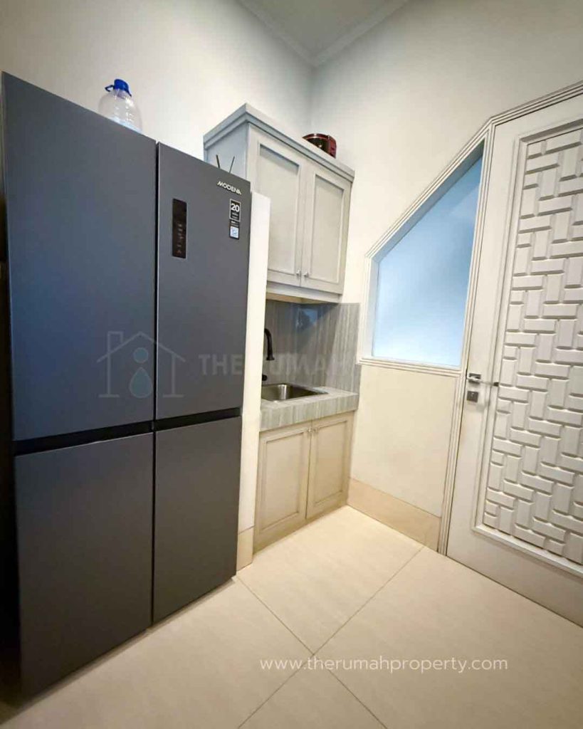 Rumah-Full-Furnished-Dalam-Komplek-Ragunan-Akses-Jalan-Komplek-Lebar-6