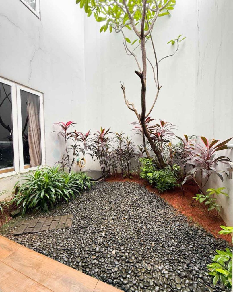Rumah-Full-Furnished-Dalam-Komplek-Ragunan-Akses-Jalan-Komplek-Lebar-7