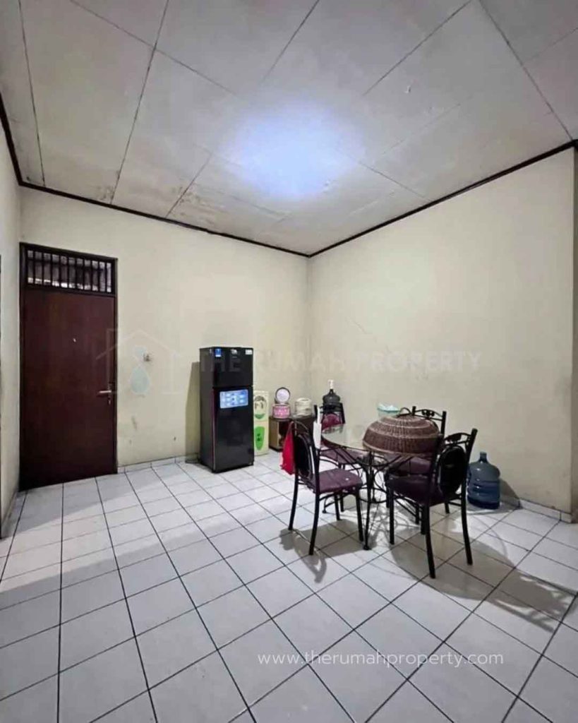 Rumah-Hanya-Hitung-Tanah-Saja-Dekat-ke-Jalan-Raya-Utama-dan-Akses-Tol-Veteran-9