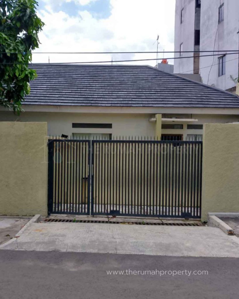 Rumah-Hitung-Tanah-Cipete-Jaksel-Posisi-Hook-Cocok-Untuk-Rumah-kost-Kantor-atau-Bangun-Rumah-Pribadi-2