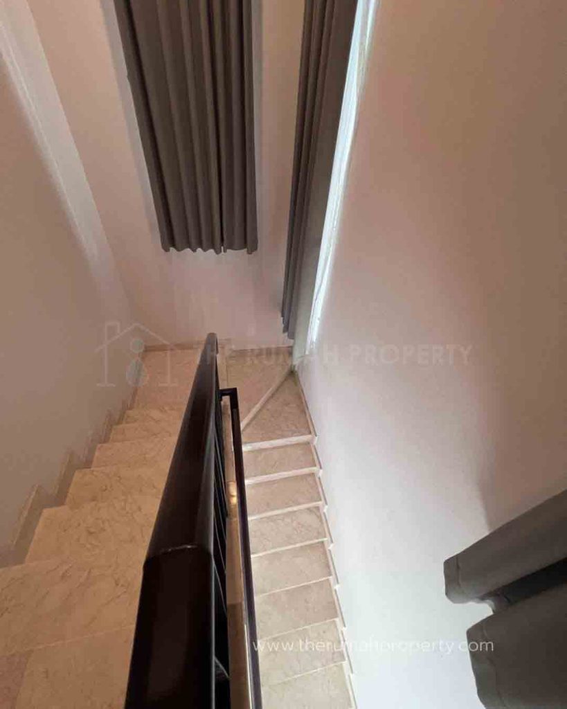 Rumah-Hook-Fully-Furnished-Perumahan-River-Valley-Residence-Lebak-Bulus-14
