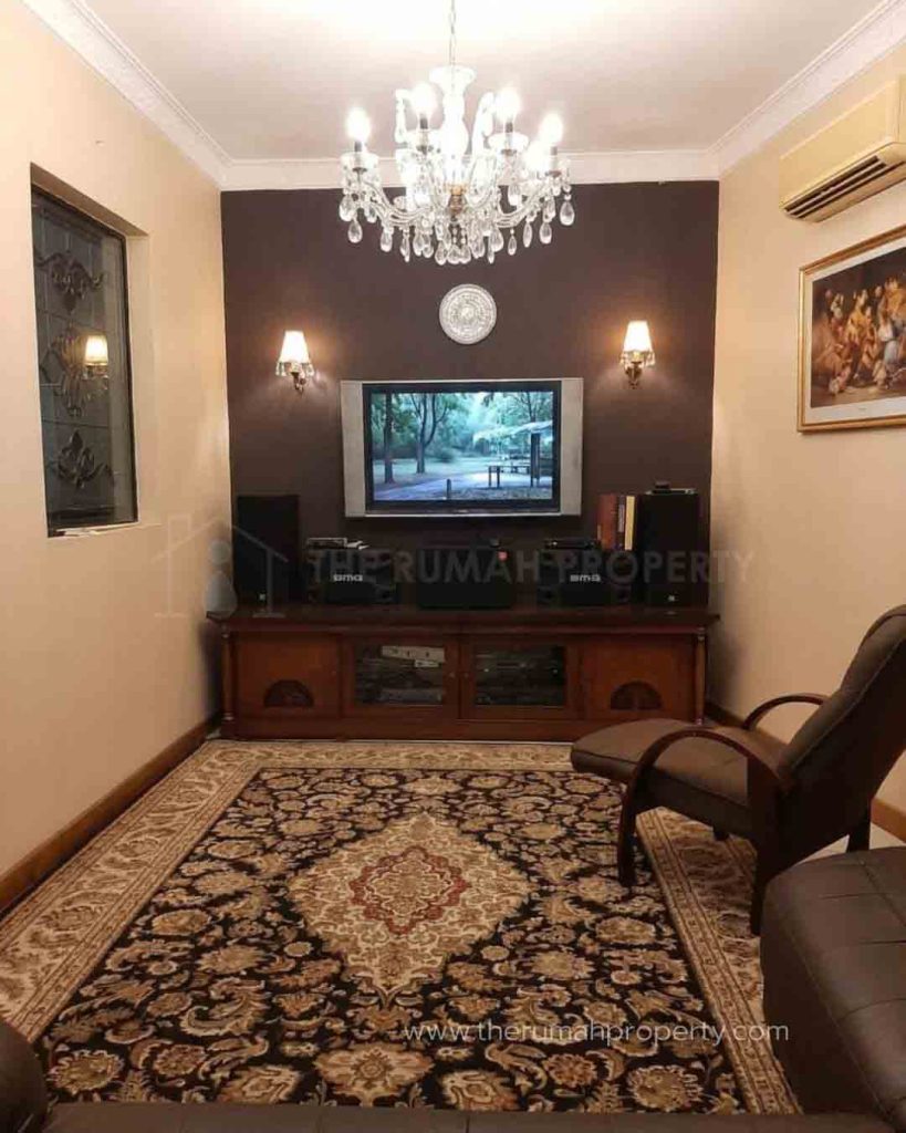 Rumah-Jalan-Lebar-Dalam-Komplek-di-Pesanggrahan-Jaksel-Dekat-ke-Pondok-Indah-6