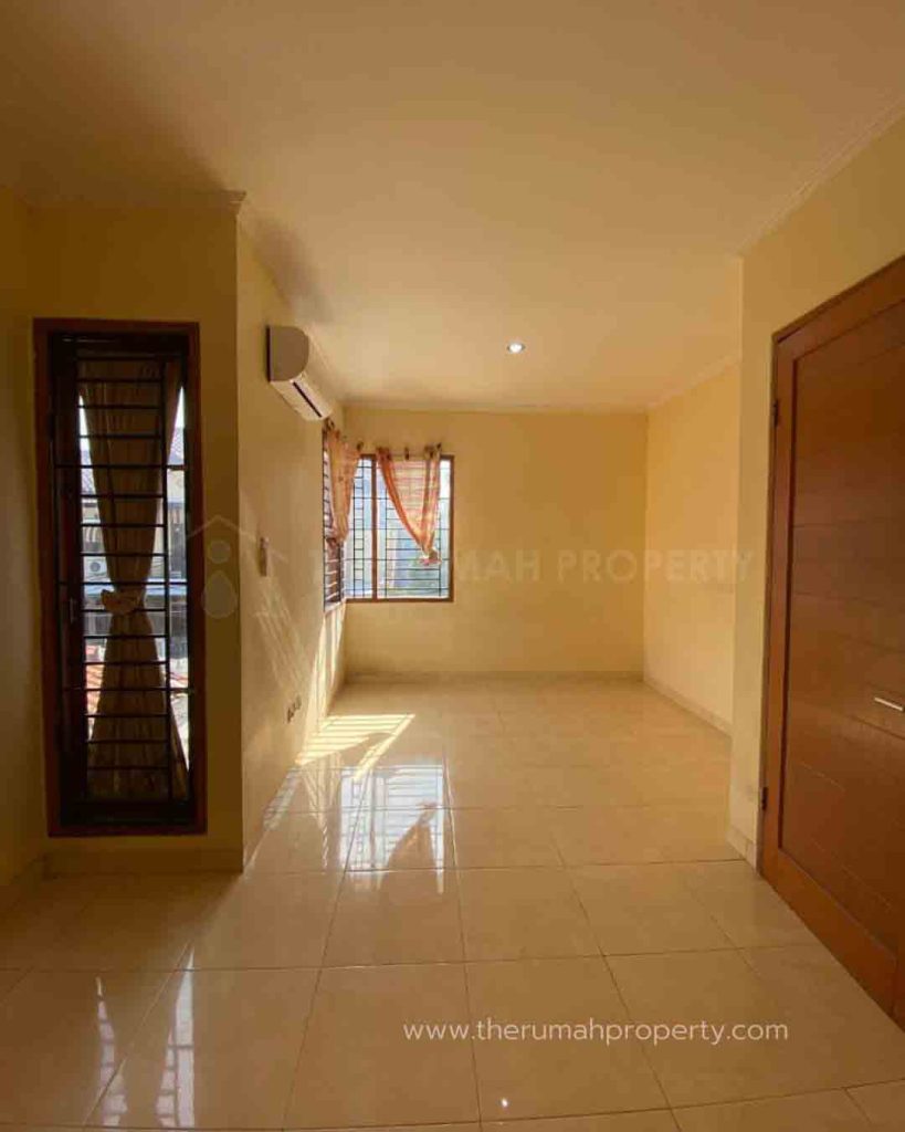 Rumah-Kalimalang-Duren-Sawit-Jaktim-Dalam-Komplek-One-Gate-System-dan-Jalan-Lebar-10