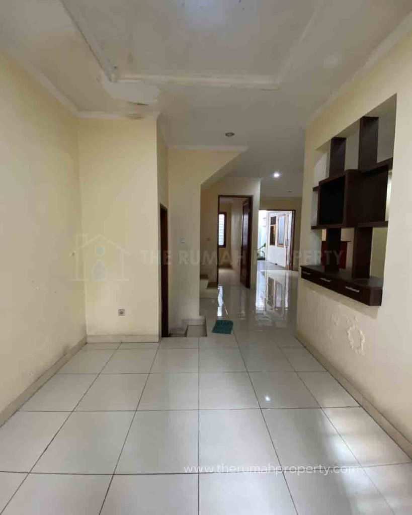 Rumah-Kalimalang-Duren-Sawit-Jaktim-Dalam-Komplek-One-Gate-System-dan-Jalan-Lebar-2