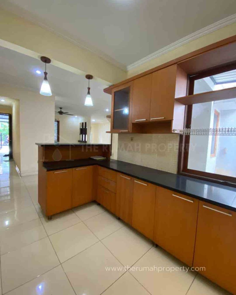 Rumah-Kalimalang-Duren-Sawit-Jaktim-Dalam-Komplek-One-Gate-System-dan-Jalan-Lebar-4