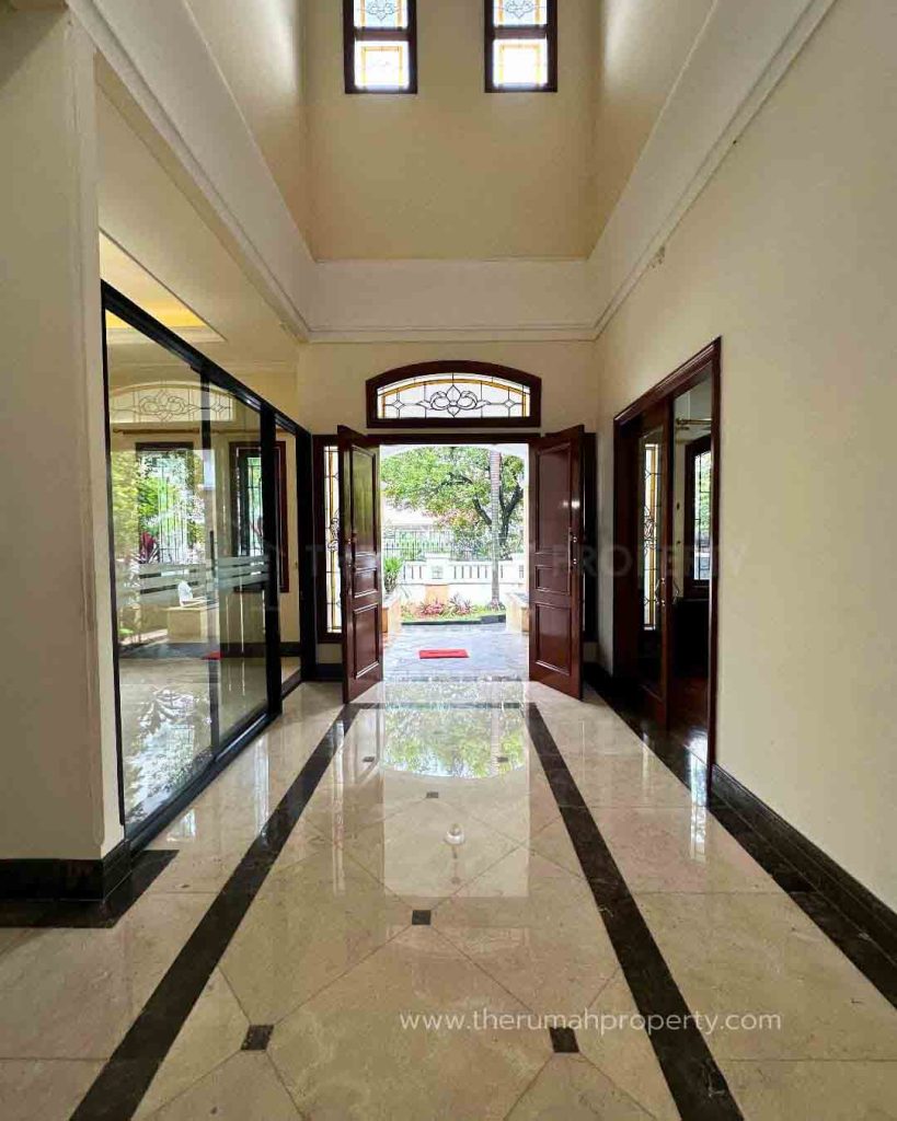 Rumah-Komplek-Brawijaya-Kebayoran-Baru-Private-Pool-Lokasi-Premium-6