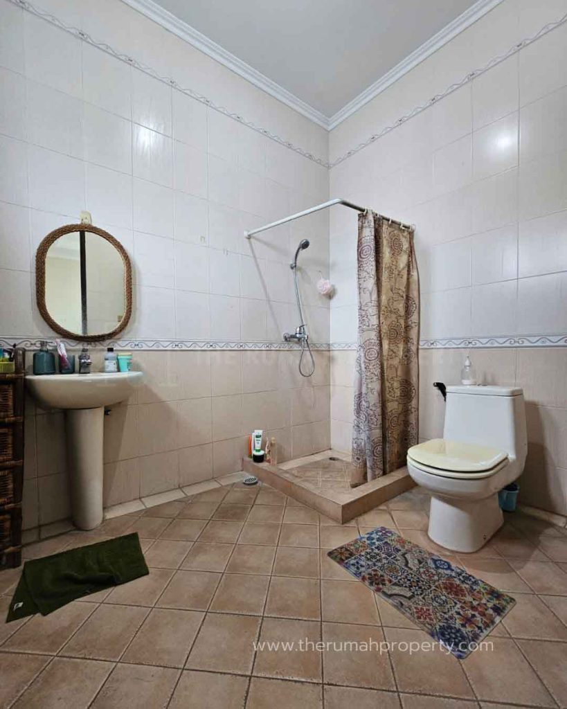 Rumah-Kondisi-Terawat-Siap-Huni-Semi-Furnished-Private-Pool-Ragunan-Pasar-Minggu-Jaksel-18