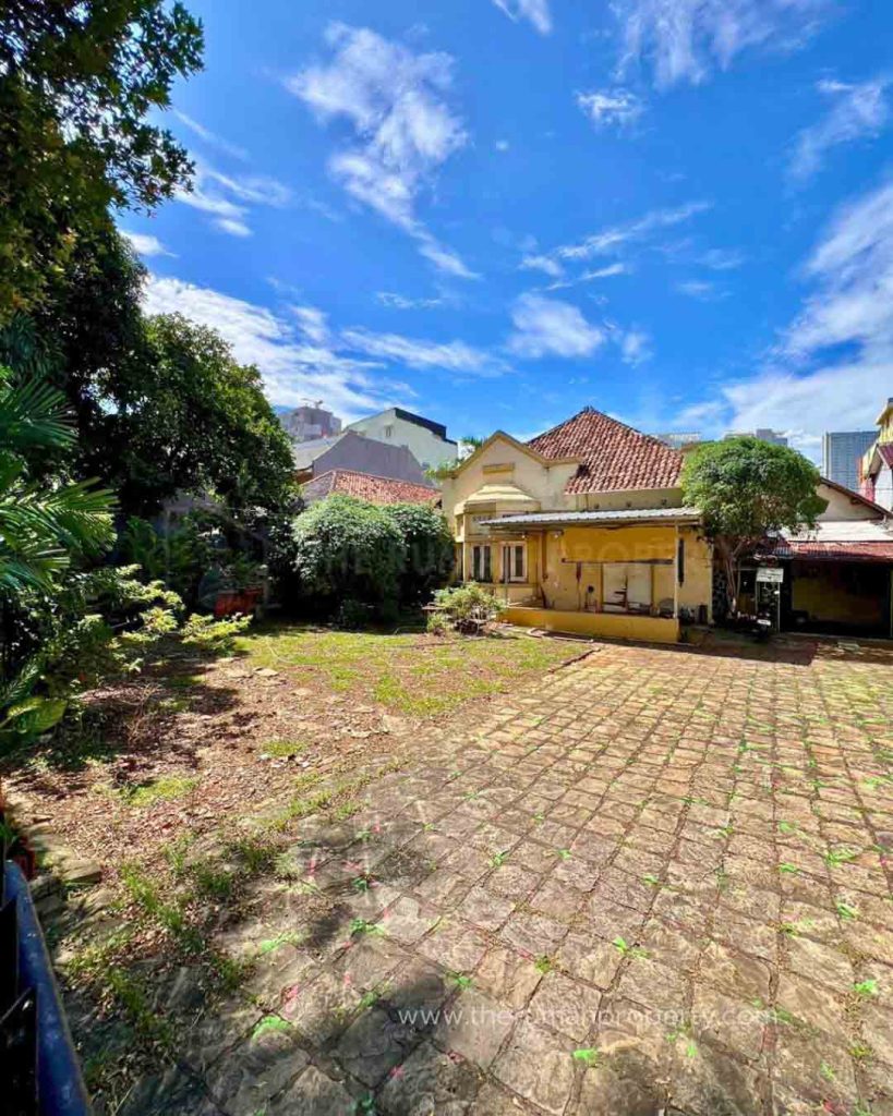 Rumah-Lama-Dijual-Hitung-Tanah-Cikini-Menteng-Jakpus-Bisa-Bangun-6-Hingga-8-Lantai-Gedung-9
