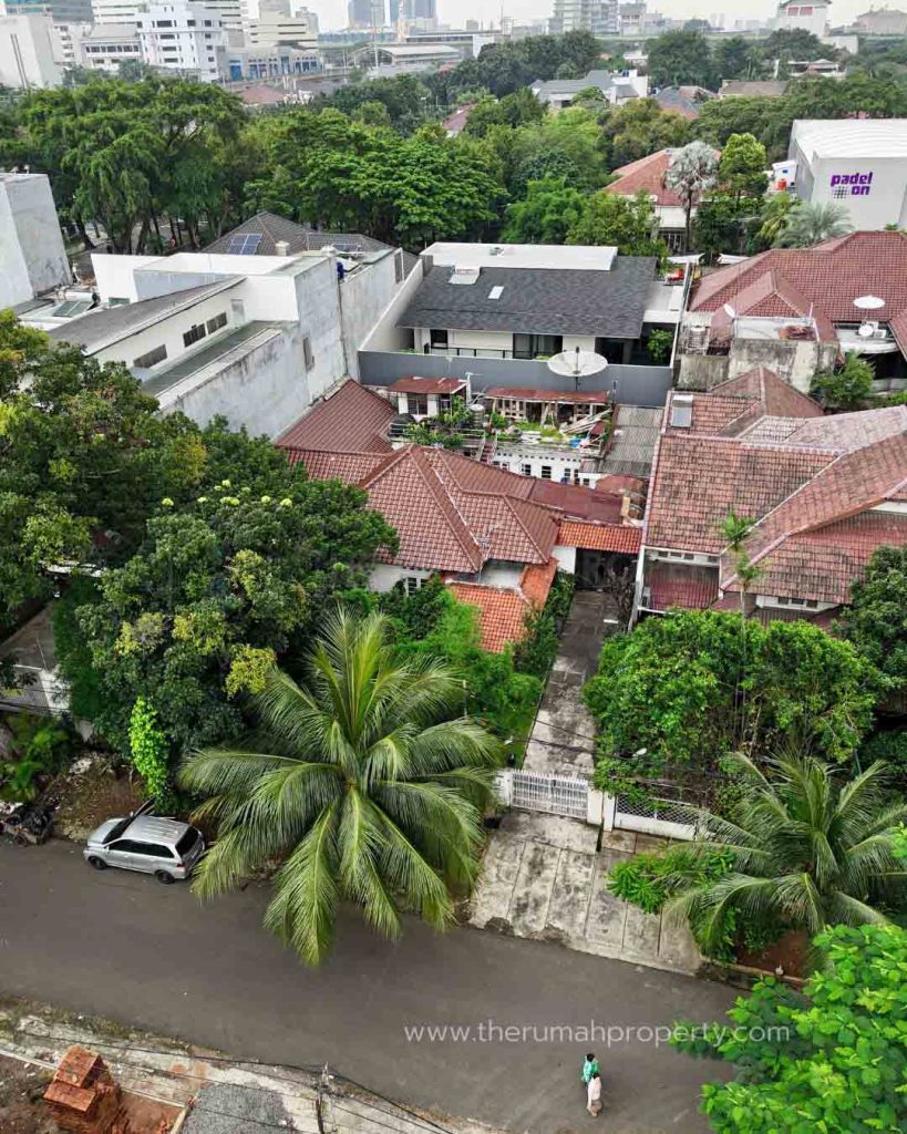 Rumah-Lokasi-Premium-Kebayoran-Baru-Selangkah-ke-Jalan-Raya-Utama-4
