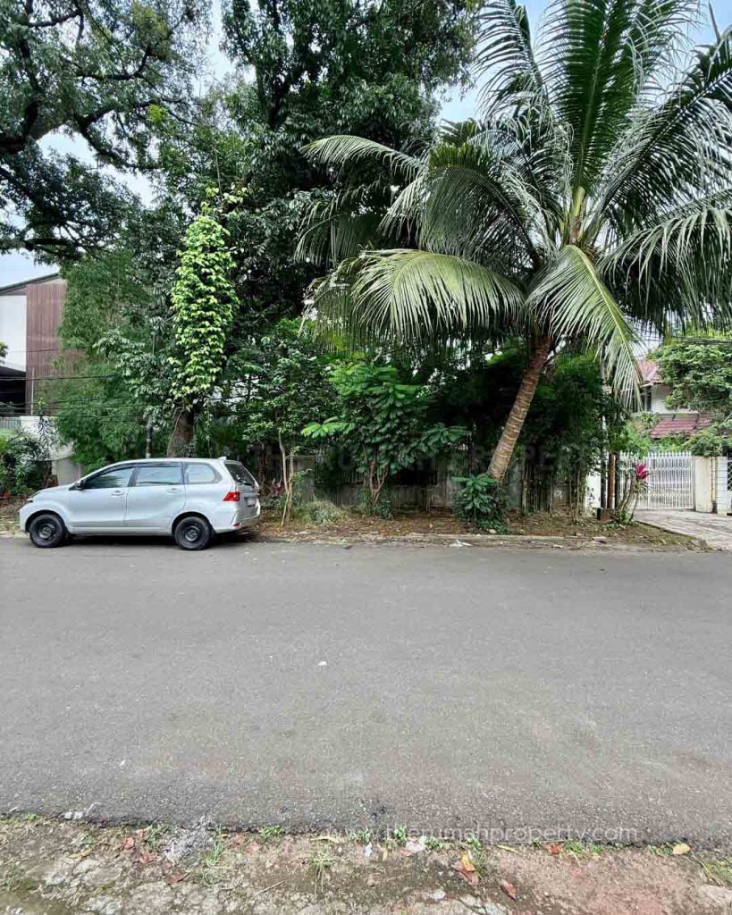 Rumah-Lokasi-Premium-Kebayoran-Baru-Selangkah-ke-Jalan-Raya-Utama-7