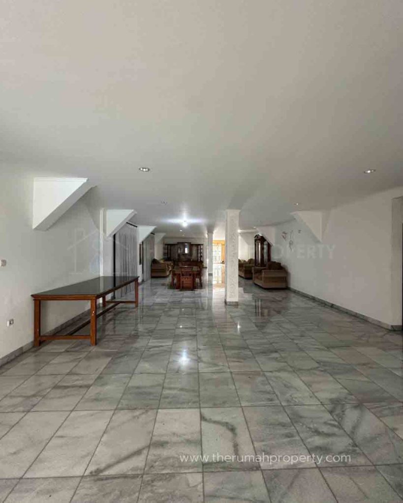 Rumah-Menteng-Jakarta-Pusat-Prime-Area-Private-Pool-Dekat-ke-Teuku-Umar-7