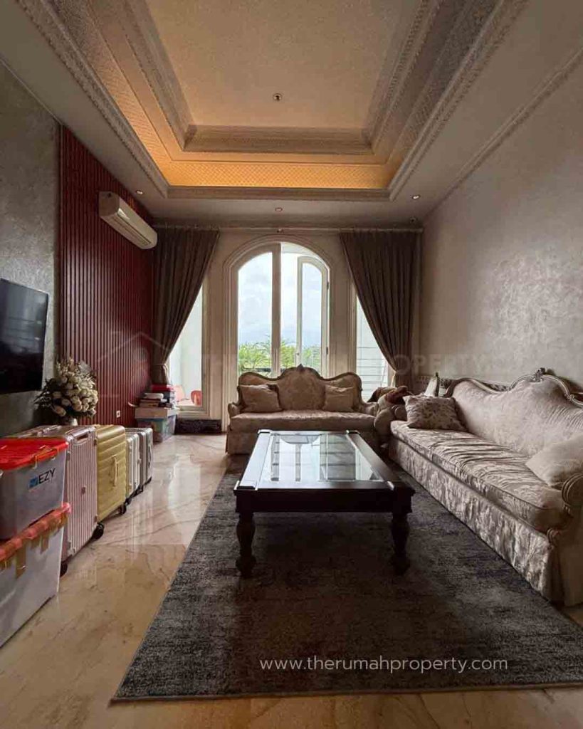Rumah-Mewah-Dalam-Perumahan-Elit-Bukit-Gading-Villa-Kelapa-Gadng-Jakut-17