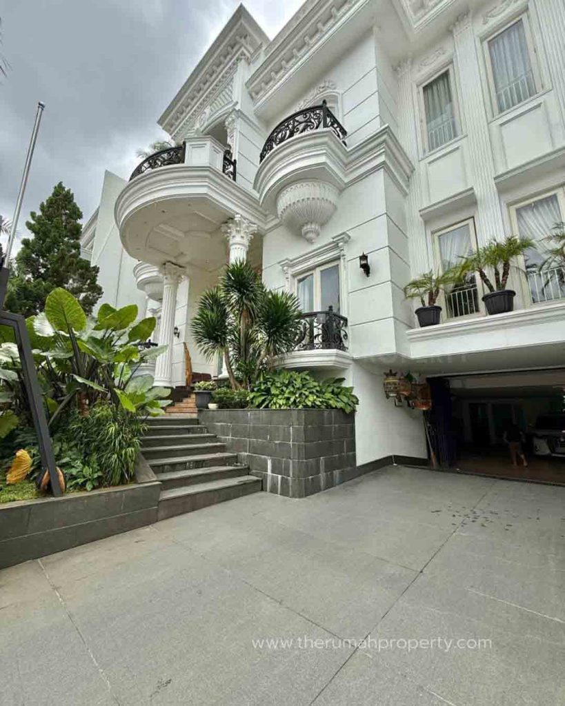 Rumah-Mewah-Dalam-Perumahan-Elit-Bukit-Gading-Villa-Kelapa-Gadng-Jakut-2
