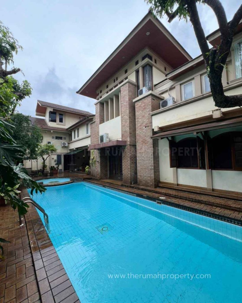 Rumah-Mewah-Kemang-Jaksel-Komplek-Elit-Private-Pool-Dengan-6-Kamar-1