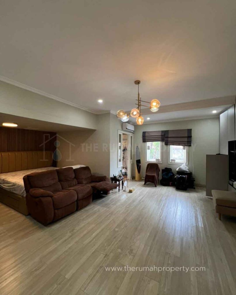 Rumah-Mewah-Kemang-Jaksel-Komplek-Elit-Private-Pool-Dengan-6-Kamar-10
