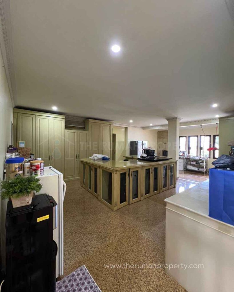 Rumah-Mewah-Kemang-Jaksel-Komplek-Elit-Private-Pool-Dengan-6-Kamar-8