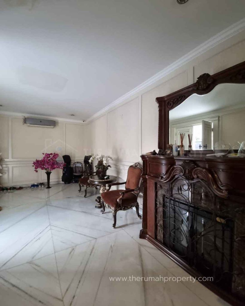 Rumah-Mewah-Pondok-Indah-Lokasi-di-Jalan-Utama-Dekat-ke-Pondok-Indah-Mal-dan-Golf-Pondok-Indah-9
