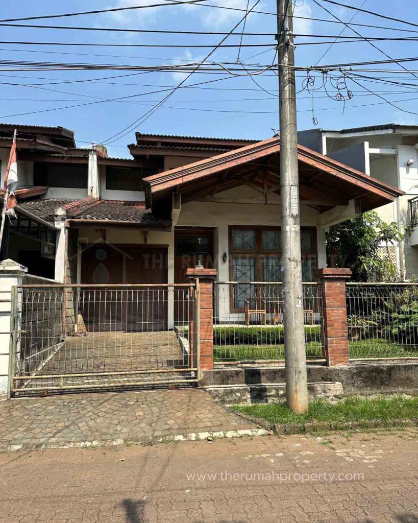 Rumah-Minimalis-Dalam-Komplek-Lebak-Bulus-Selangkah-ke-Stasiun-MRT-Lebak-Bulus-1
