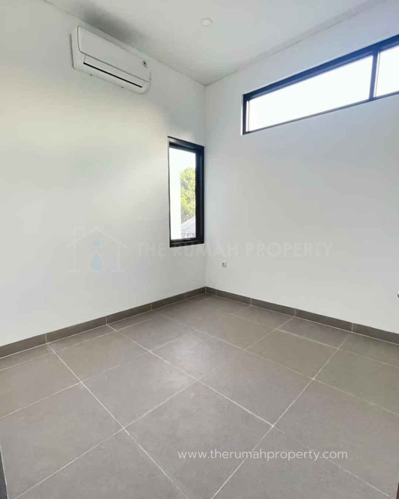 Rumah-Modern-Cinangka-Depok-2-Lantai-Dengan-Halaman-Belakang-9