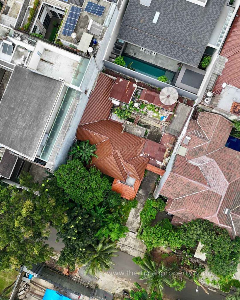 Rumah-Premium-Location-Kebayoran-Baru-Jalan-Lebar-Luas-Tanah-718-Meter-1