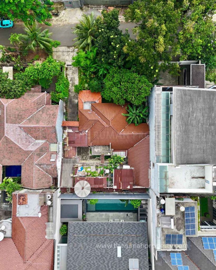 Rumah-Premium-Location-Kebayoran-Baru-Jalan-Lebar-Luas-Tanah-718-Meter-2