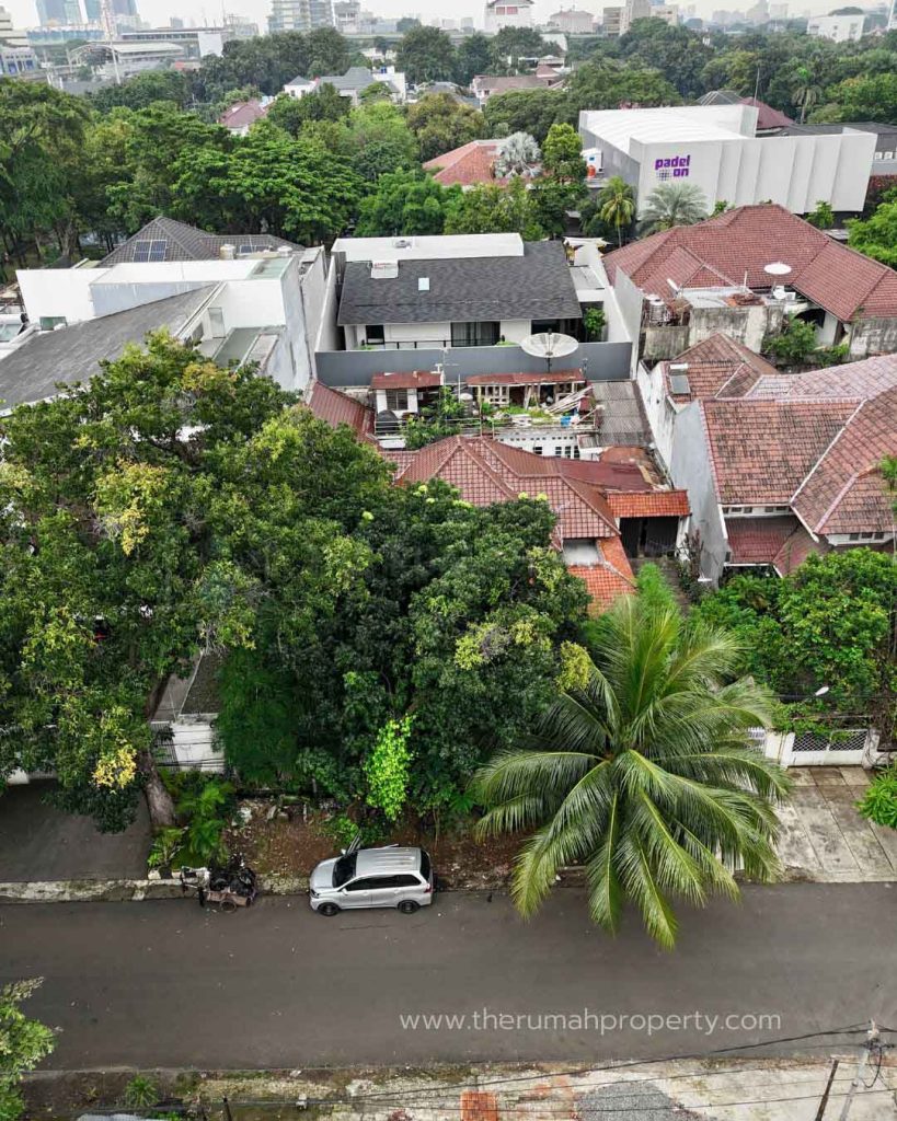 Rumah-Premium-Location-Kebayoran-Baru-Jalan-Lebar-Luas-Tanah-718-Meter-4