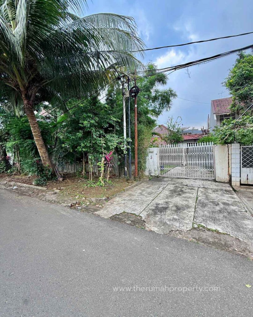Rumah-Premium-Location-Kebayoran-Baru-Jalan-Lebar-Luas-Tanah-718-Meter-8