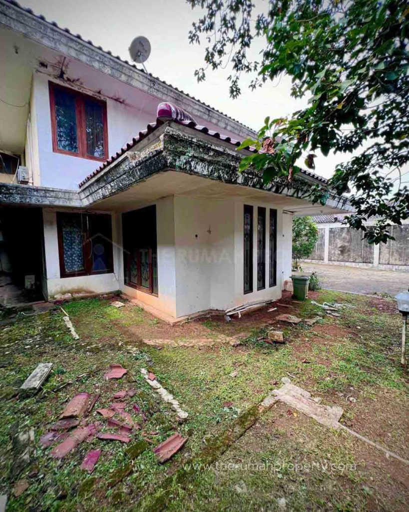 Rumah-Private-Pool-Jalan-Siaga-Raya-Dekat-ke-Mampang-dan-Warung-Buncit-2