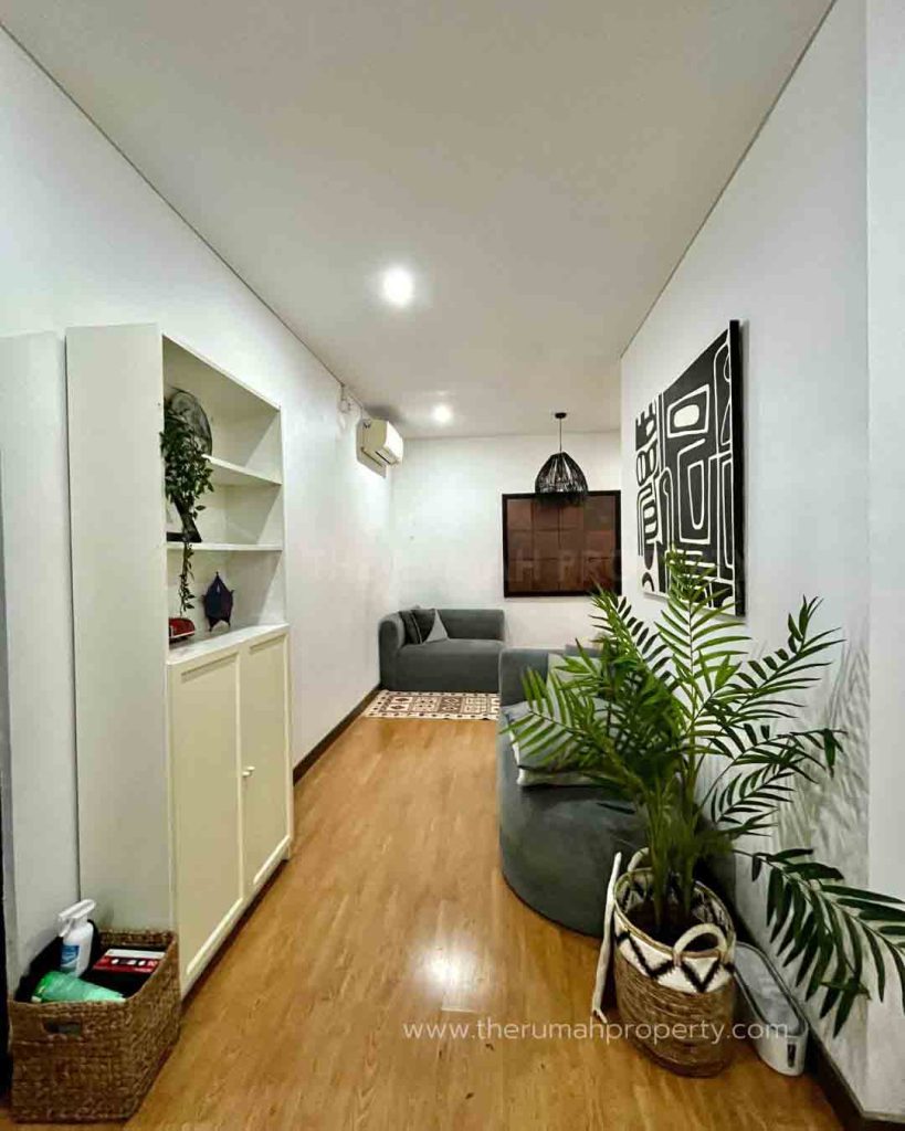 Rumah-Semi-Furnished-Dalam-Cluster-Jagkarsa-Dekat-Akses-Tol-12