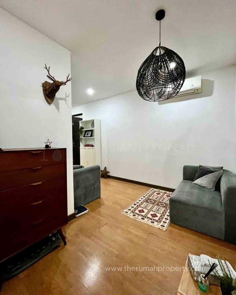 Rumah-Semi-Furnished-Dalam-Cluster-Jagkarsa-Dekat-Akses-Tol-13