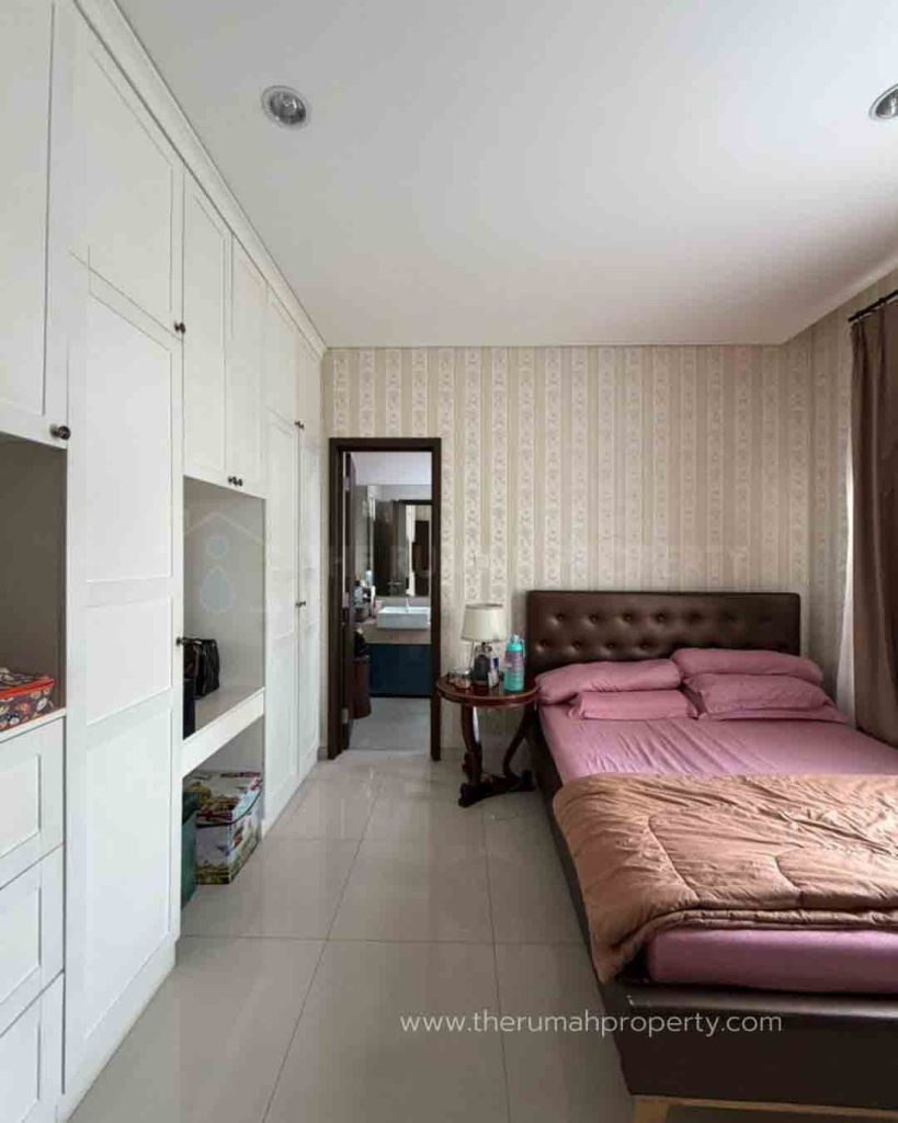 Rumah-Serenia-Hills-Cluster-Venture-3-Kamar-Hadap-Utara-10