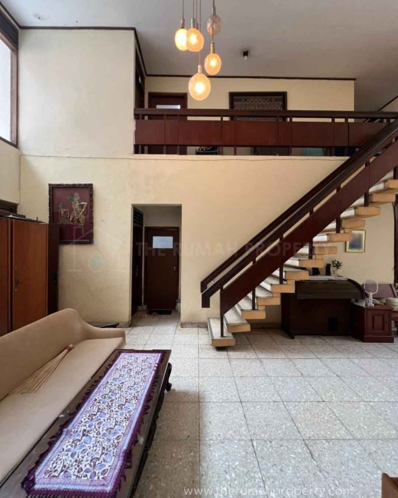 Rumah-Setiabudi-Jaksel-Hitung-Tanah-Lokasi-Diapit-Berbagai-Kawasan-Pusat-Bisnis-dan-Perkantoran-6