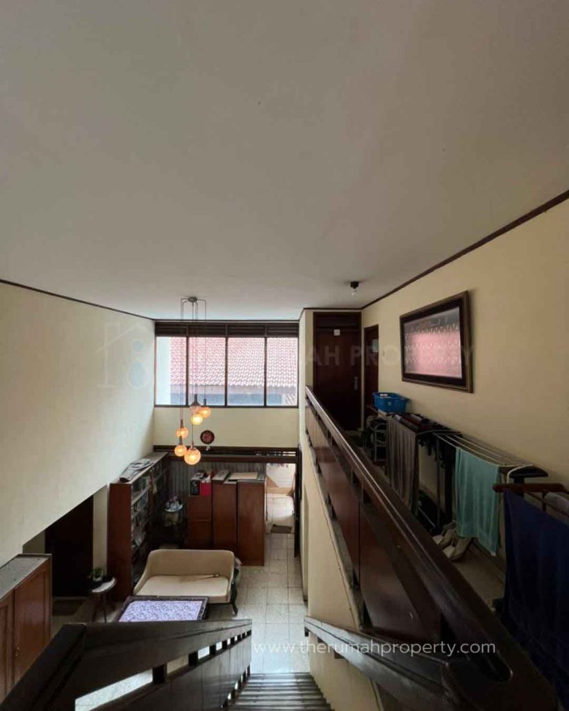 Rumah-Setiabudi-Jaksel-Hitung-Tanah-Lokasi-Diapit-Berbagai-Kawasan-Pusat-Bisnis-dan-Perkantoran-9