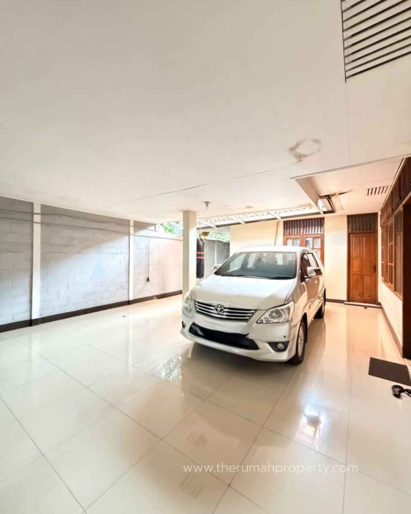 Rumah-Tanah-Kusir-Kebayoran-Lama-Jaksel-Hanya-Hitung-Tanah-Saja-2