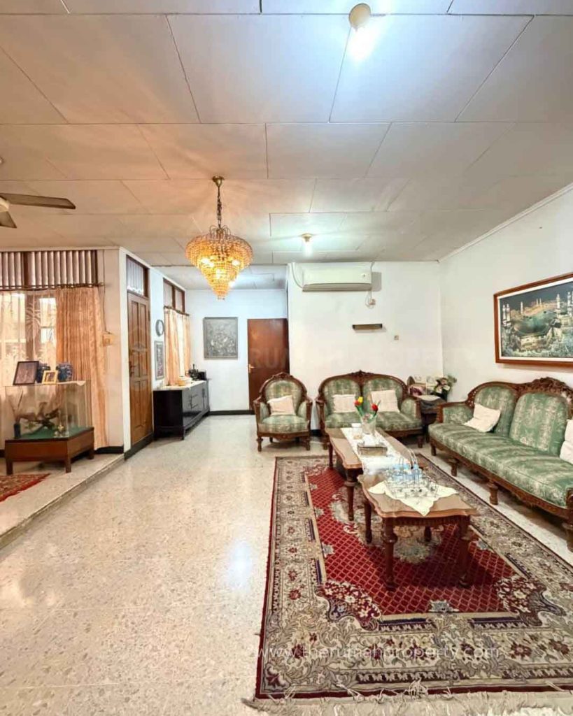 Rumah-Tanah-Kusir-Kebayoran-Lama-Jaksel-Hanya-Hitung-Tanah-Saja-4