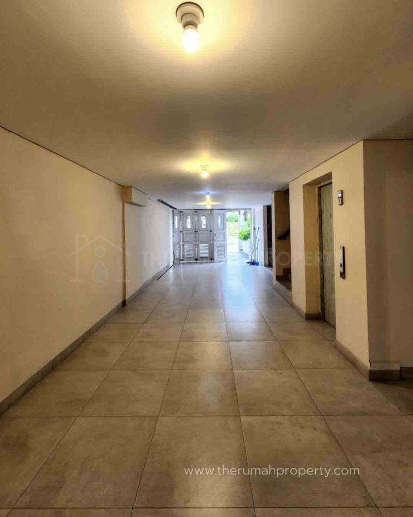Townhouse-Modern-Pondok-Pinang-4-Lantai-Dengan-4-Kamar-2