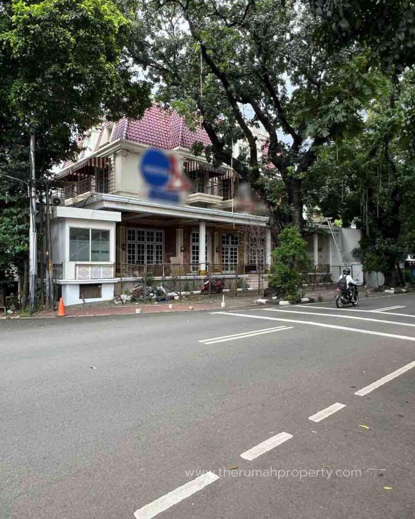 Dijual-Komersil-Ex-Resto-Pinggir-Jalan-Utama-Kebayoran-Baru-2