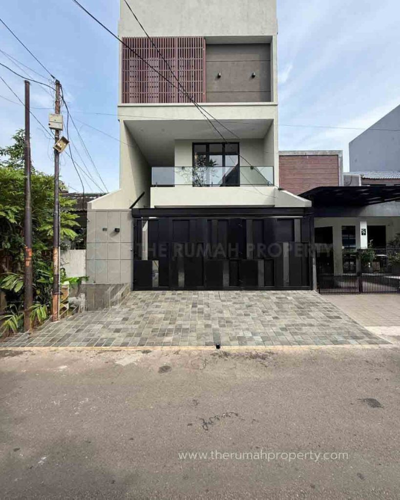 Dijual-Rumah-Baru-Private-Pool-Dengan-Lift-Pribadi-di-Puri-Indah-Jakarta-Barat-2