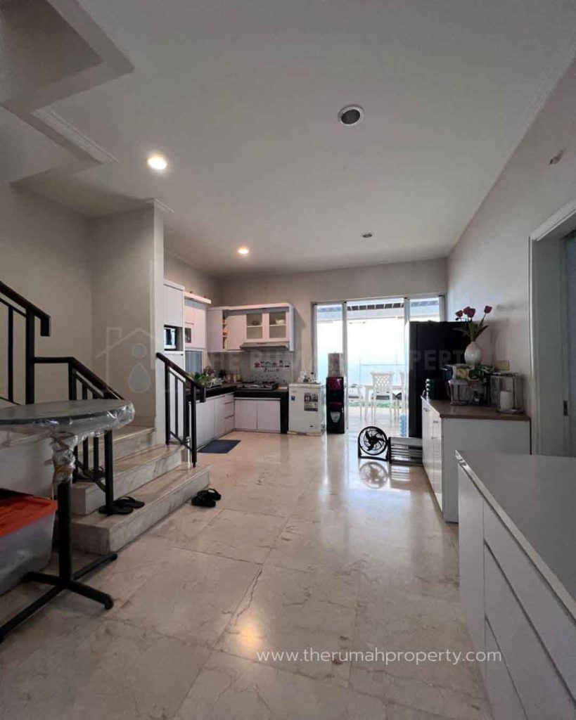 Dijual-Rumah-Full-Furnished-Posisi-Hook-River-Valey-Residence-19